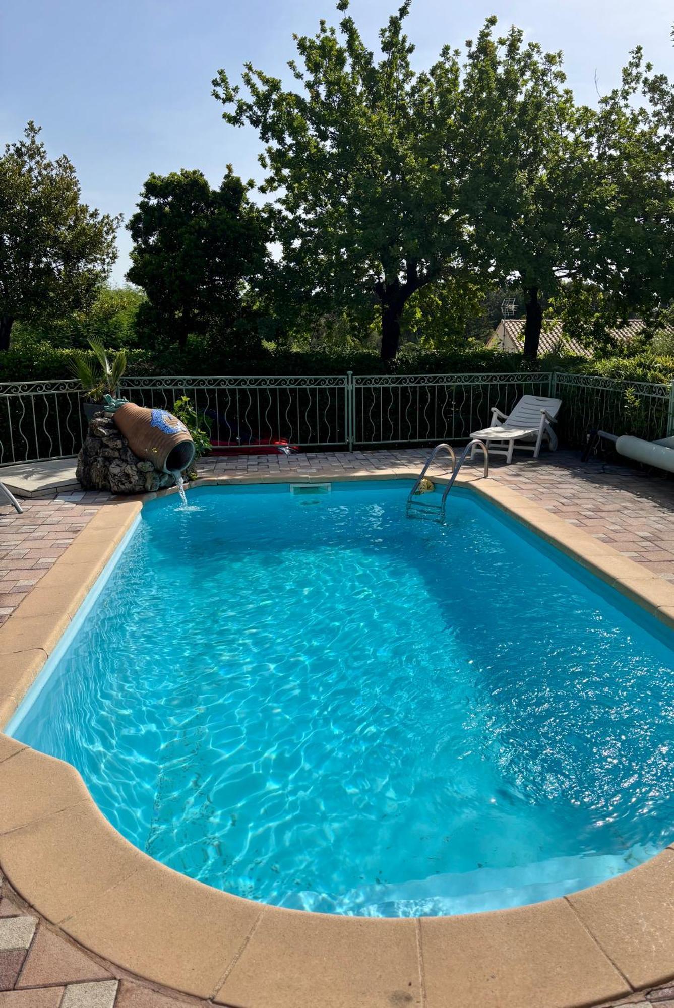 La Cigaliere 1 Charmant T1 Bis Avec Terrasse Dans Villa Sollies-Ville Exterior foto